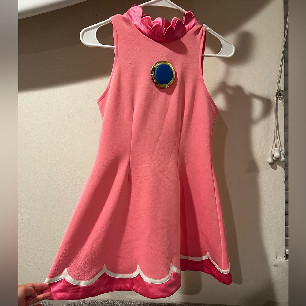 Princess Peach Women’s Costume